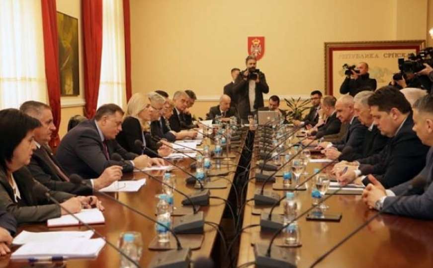 U toku je sastanak: Ustavni sud BiH ujedinio poziciju i opoziciju u RS