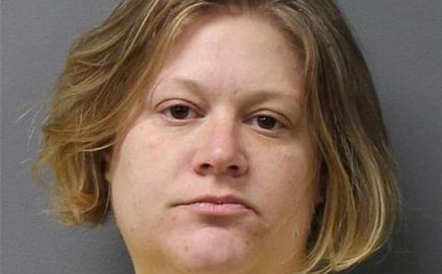 Majka monstrum objesila dvoje djece i silovala porodičnog psa