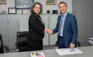 Raiffeisen nastavlja podršku projektu „Raiffeisen CLUB kutak za studenta" na EFSA