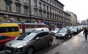 Saobraćajna nesreća kod Katedrale: Velike gužve, ne rade tramvaji