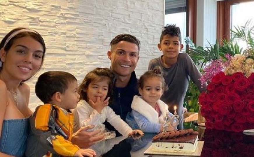 Mediji tvrde: Ovoliko Ronaldo mjesečno plaća Georgini što mu brine o djeci