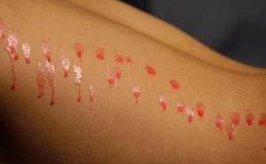 Samo za izdržljive i pažljive: Zagrijte svoj seksualni život voskom