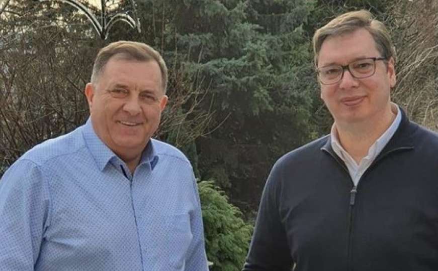 Dodik kod Vučića: Uživaju u opuštenoj nedjeljnoj šetnji