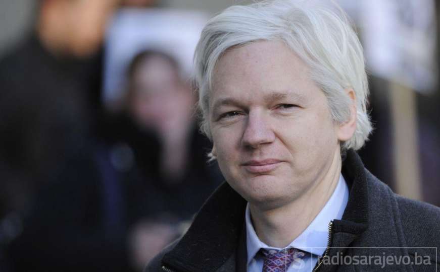 Assange se pojavio na ročištu: Hoće li biti izručen u SAD? 