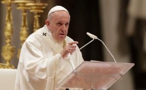 Papa Franjo se razbolio i propušta planiranu misu
