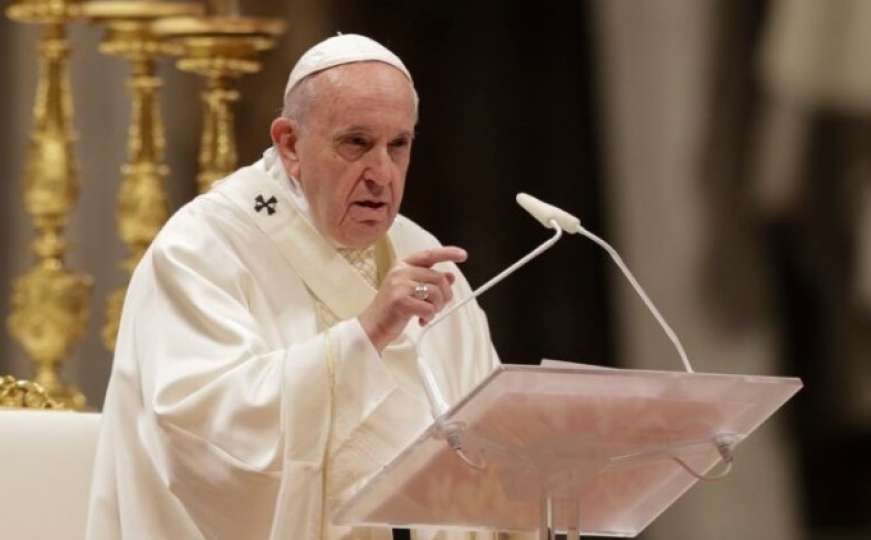 Papa Franjo se razbolio i propušta planiranu misu