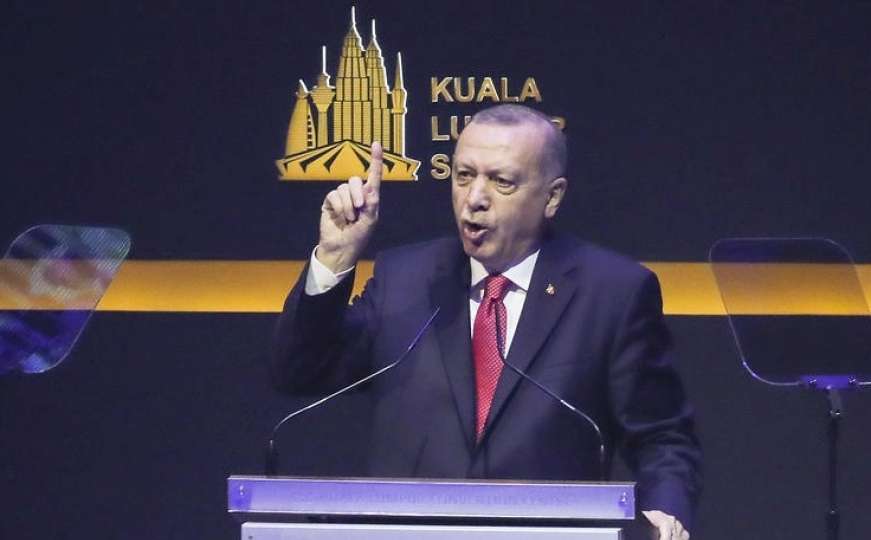 Erdogan: Izbjeglicama nećemo zatvoriti vrata, već ih je 18.000 krenulo ka Europi