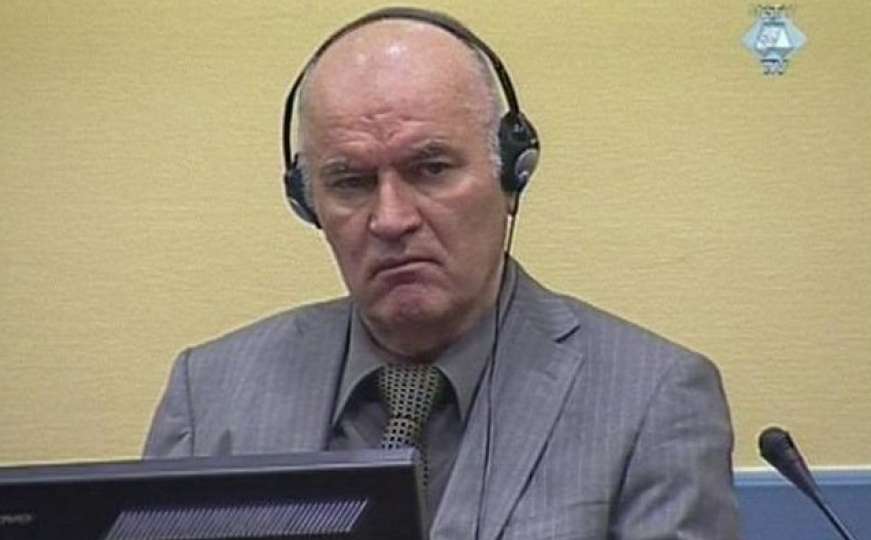 Odbrana traži odgađanje suđenja Ratku Mladiću: Prijeti mu novi moždani udar?