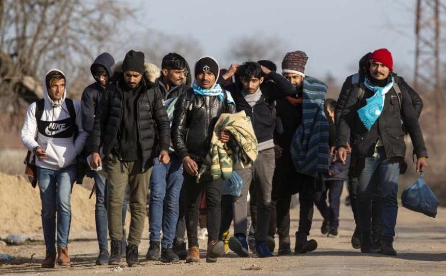 Hrvatska se priprema za val migranata: Vojska već spremna pomoći policiji