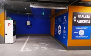 Sarajevo: Javna punionica za električne automobile u garaži prekoputa Vijećnice
