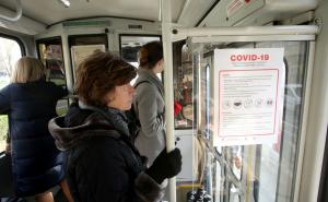 Upozorenja za Covid-19 postavljena u zagrebačkim tramvajima