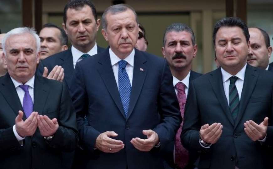 Ali Babacan, nekadašnja Erdoganova "desna ruka", osnovao SDA u Turskoj!