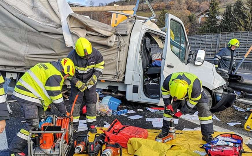 Drama na austrijskom autoputu: Vozač iz BiH teško povrijeđen u nesreći