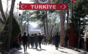 EU će dati po 2.000 eura migrantima u Grčkoj da se vrate u svoje zemlje