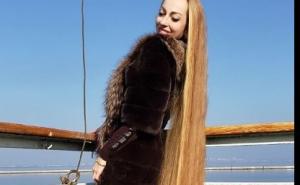 Ukrajinska Zlatokosa: Nije se šišala 30 godina, a svoju kosu njeguje ovako