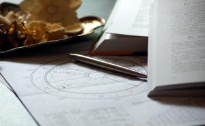 Dnevni horoskop: Jako povoljan trenutak za Blizance, poboljšanje za Strijelca