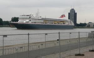 Još jedan kruzer kojeg niko ne želi, 600 putnika pluta morem