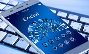 Predložio da se u Srbiji momentalno isključe društvene mreže