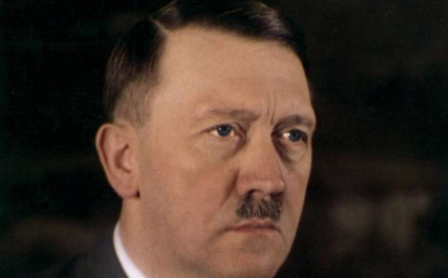 Amazon zabranio prodaju knjige zlotvora Adolfa Hitlera "Mein Kampf"