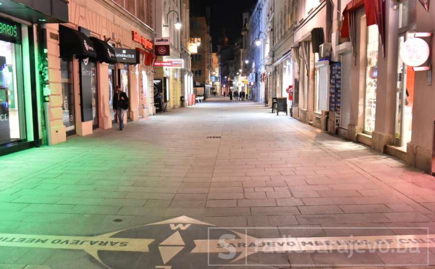 Sarajevske ulice skoro puste, na Baščaršiji tek poneki šetač