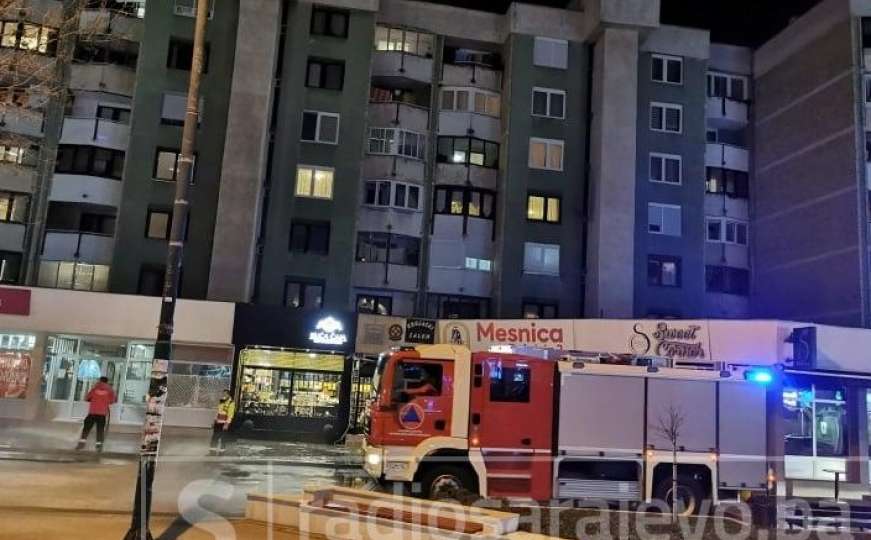 Počela sistemska dezinfekcija i pranje ulica u Sarajevu: Ekipe na terenu