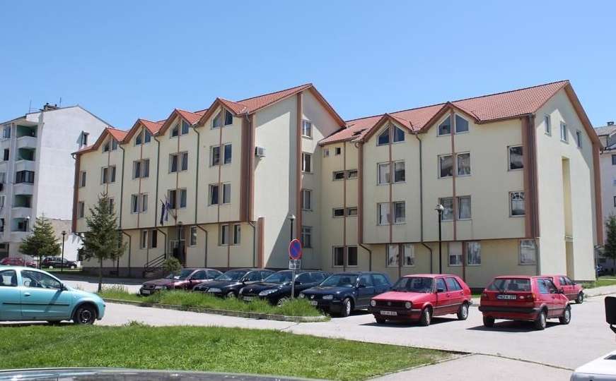 Vlada LK povukla spornu naredbu o zabrani ulaska državljana BiH