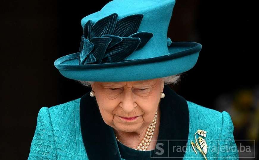 Virus došao u Buckinghamsku palaču: Radnik kraljice pozitivan na COVID-19