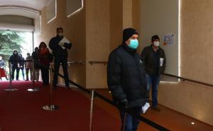 Kako se ispravno fizički distancirati?