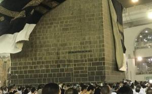 Zvanično: Zbog pandemije koronavirusa otkazana ramazanska umra 