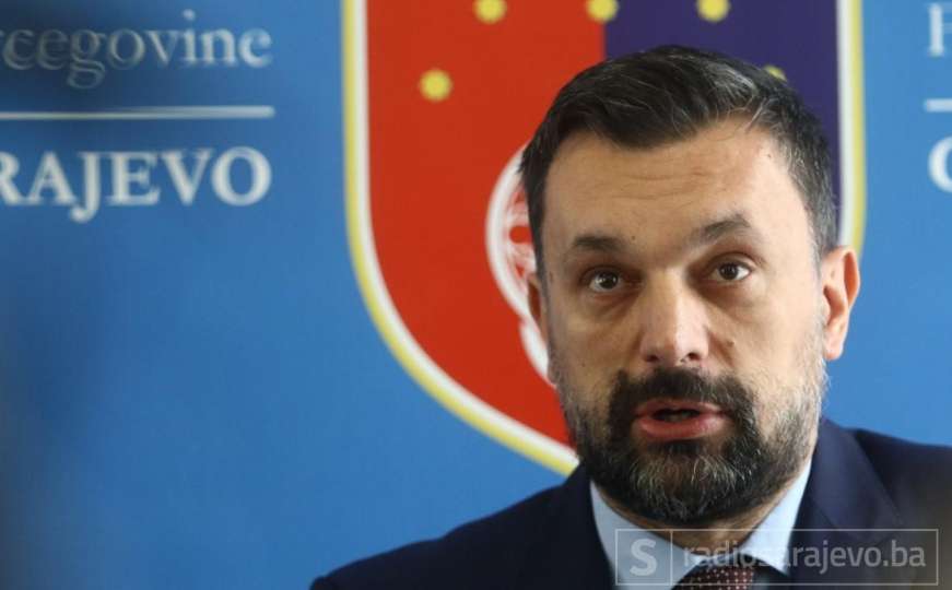 Narod i pravda: Ako se Fadil Novalić smatra nesposobnim, neka podnese ostavku