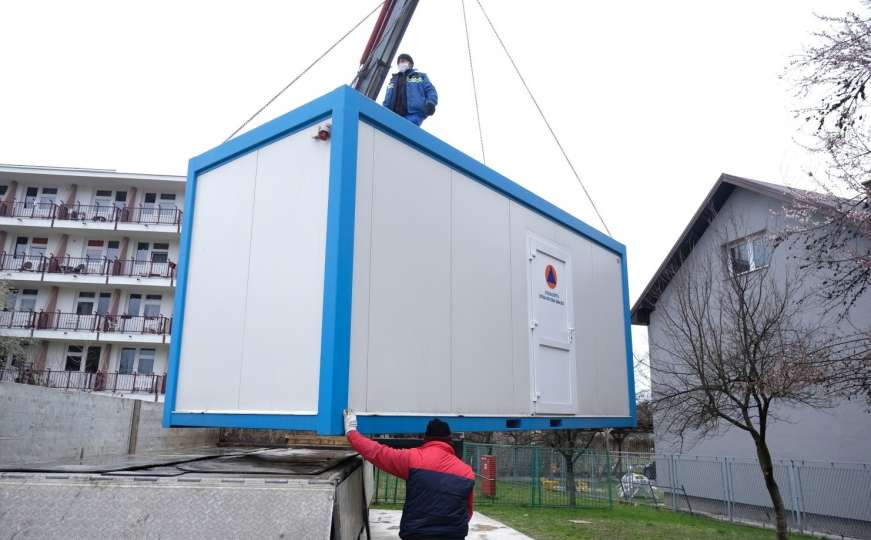 Gerontološki centar dobio kontejner za presvlačenje i dezinfekciju opreme radnika 