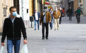 Ne boje se pandemije: Građani Sarajeva subotu iskoristili za relaksaciju napolju