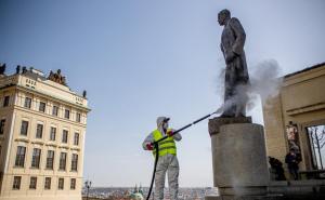 Pratit će građane  preko telefona: Češka počela testiranje "pametnog karantina" 