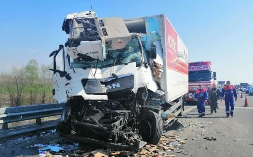 Vozač iz BiH povrijeđen u teškoj nesreći u Bugarskoj