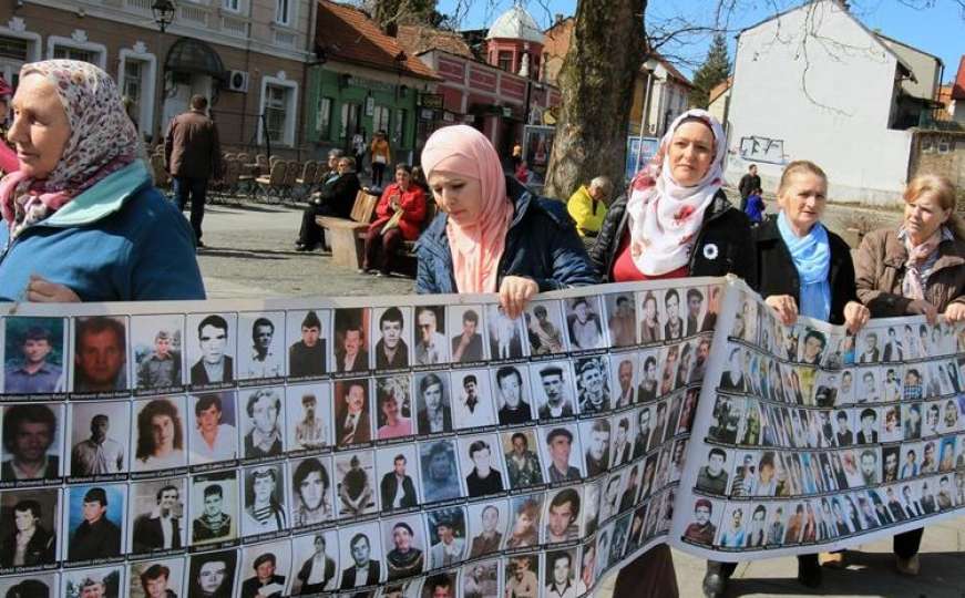 Majke Srebrenice u subotu neće izaći na ulice Tuzle, pružimo im podršku
