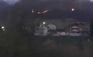 Požar ispod brda Žuč se proširio, teren miniran - mještani u strahu!