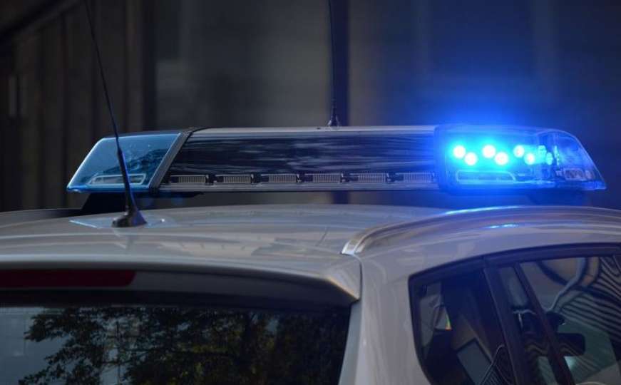 Uhapšen policajac u BiH: Obio frižidere na benzinskoj pumpi u vrijeme policijskog sata