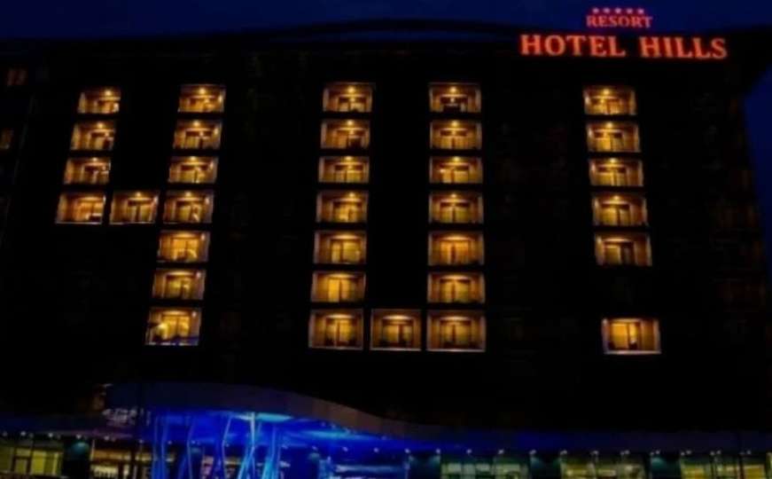 Evo zbog čega su na hotelima u Sarajevu svjetla u obliku poruke 4U