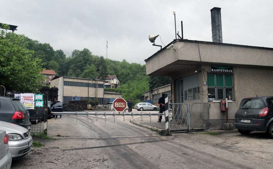 Zenički rudari obustavili rad zbog smanjenja plaće