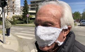 Djed Drago apsolutni hit: Čipkasti grudnjak umjesto maske