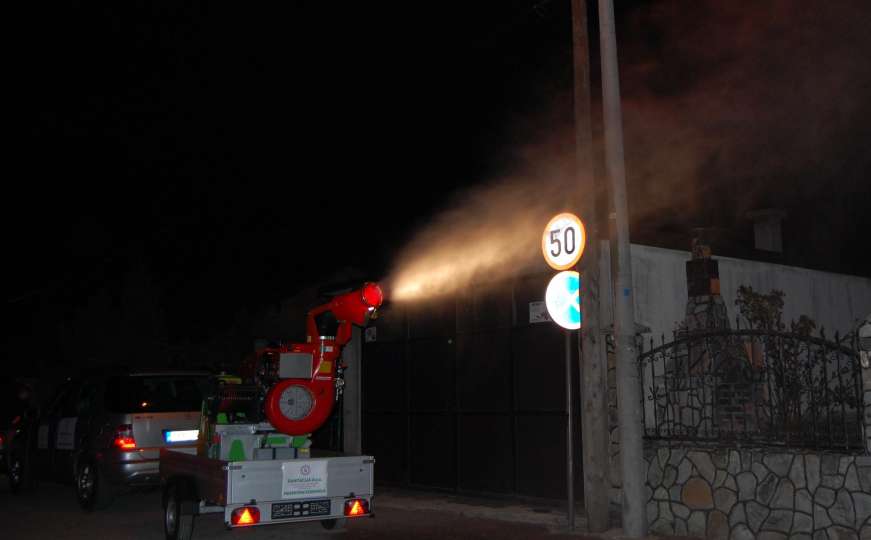 Sinoć izvršeno pranje sarajevskih ulica, vrijedne ekipe završile jutros
