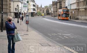 U Velikoj Britaniji u posljednja 24 sata preminulo 888 ljudi