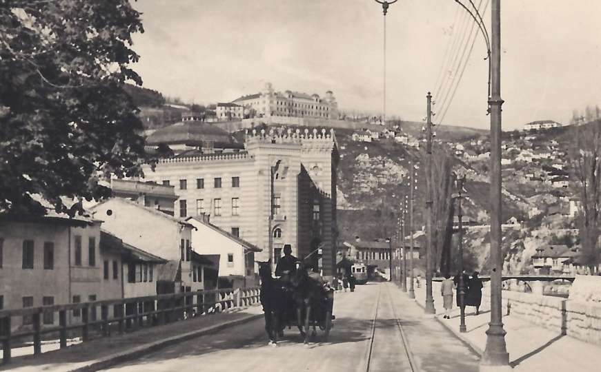 Na današnji dan prije 124 godine u Sarajevu je otvorena Vijećnica