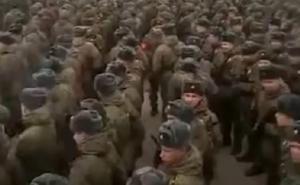 Na hiljade ruskih vojnika u karantinu nakon što su bili na probi parade bez maski