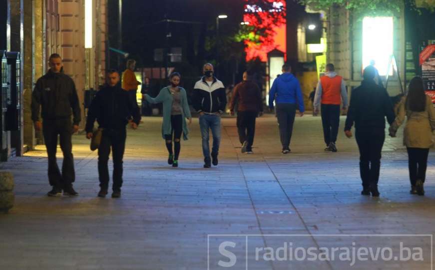 Sarajevo nakon iftara i ukidanja policijskog sata oživjelo
