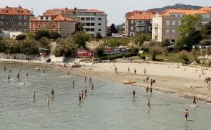 Popuštanje mjera i sunčano vrijeme: Splićani se kupali na Bačvicama