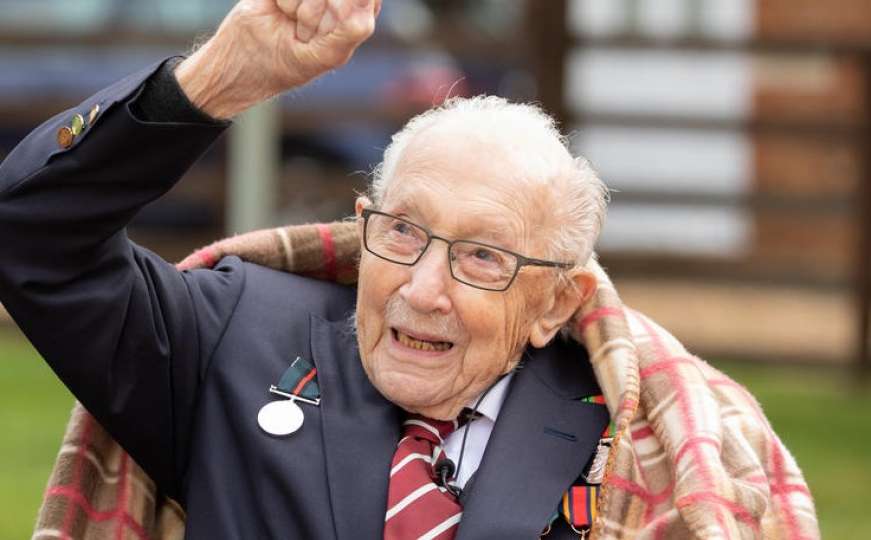 Skromni starac prikupio milione za medicinare pa ga doveli do suza na 100. rođendan
