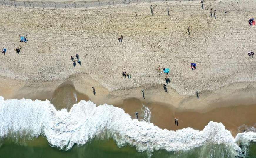 New Jersey otvorio plaže i parkove: Građani uživali u sunčanom danu