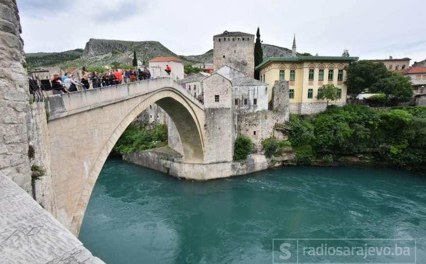 Ne obmanjujte javnost teorijama zavjere, u Mostaru moraju biti održani izbori  