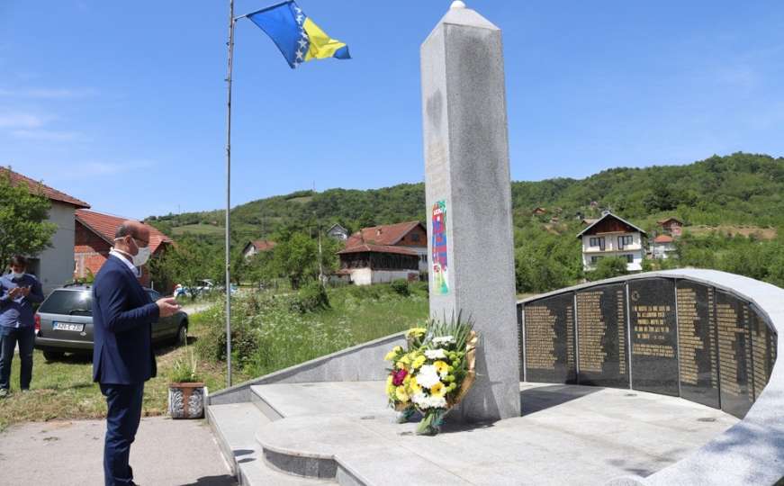 Salkić: Bratunac je primjer nekažnjenog zločina nad bošnjačkim civilima